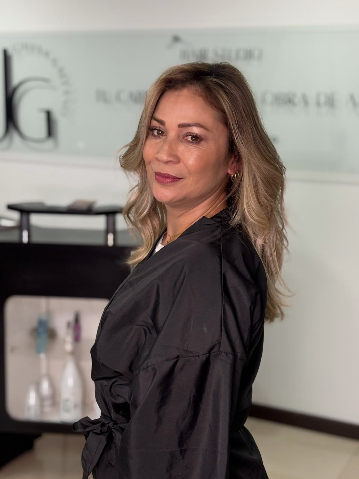 Balayage rubio, resultado real en Johana Galeano Hair Studio